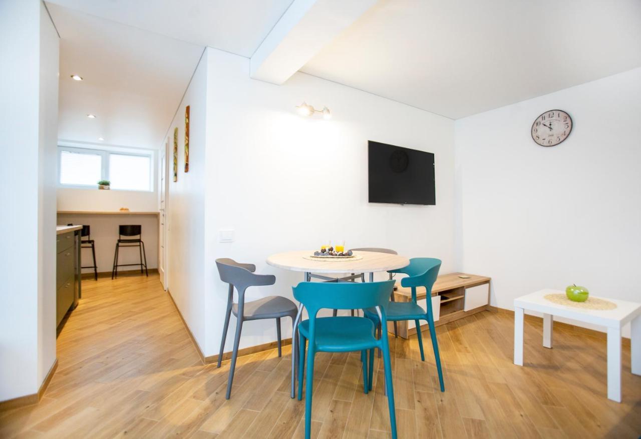 Groundfloor Apartment On The Green Hill Каунас Екстериор снимка