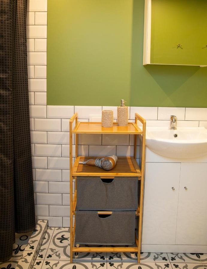 Groundfloor Apartment On The Green Hill Каунас Екстериор снимка